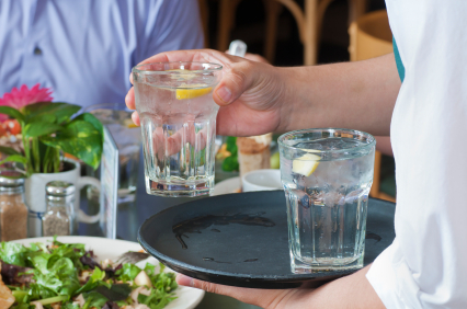 waiter_serving_water